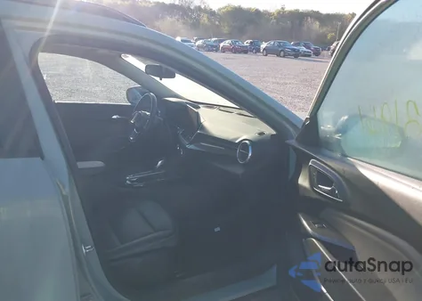 2025 Chevrolet Trax Fwd Activ from USA, damaged, VIN KL77LKEP7SC093380